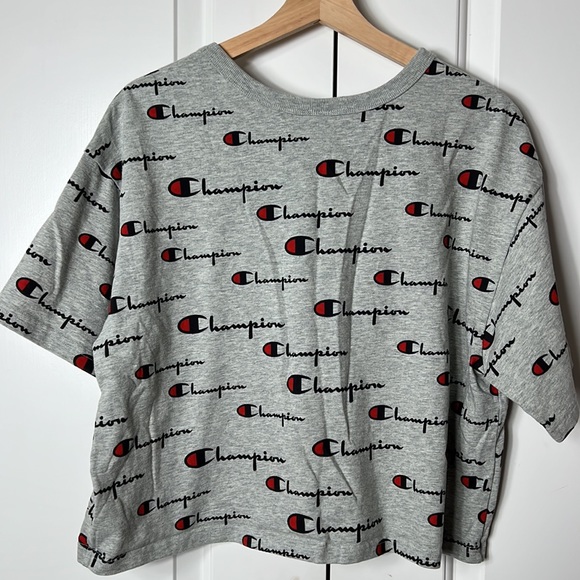 Champion cropped tee size XL - Picture 3 of 4